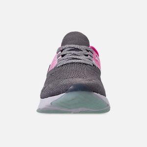 Nike Shoes - WOMEN'S NIKE ODYSSEY REACT FLYKNIT 2 size 7.5 Nike Shoes - WOMEN'S NIKE ODYSSEY REACT FLYKNIT 2 size 7.5